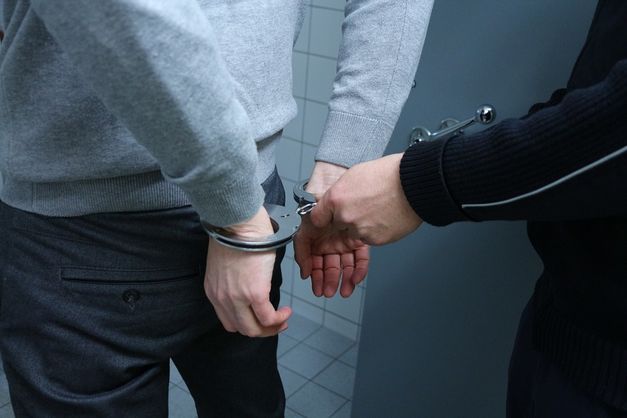 На Сумщині поліцейські затримали чоловіка за збут важких наркотиків | Магнолія-ТВ