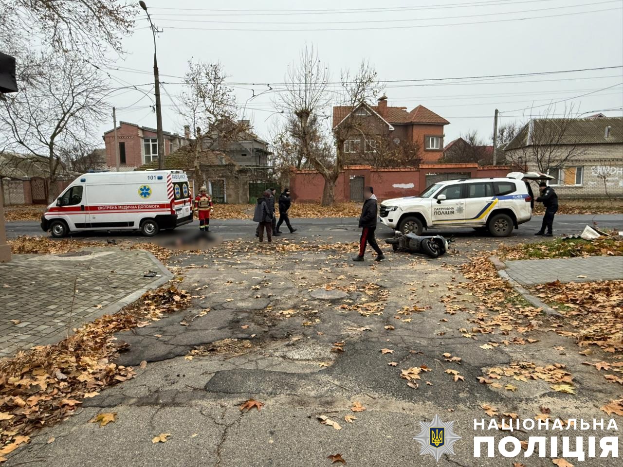 В Херсоне в результате ДТП разбился насмерть юный водитель скутера